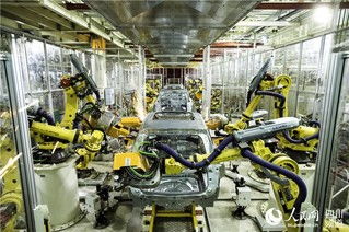 23个月建成投产 成都速度 催生东风标致4008下线