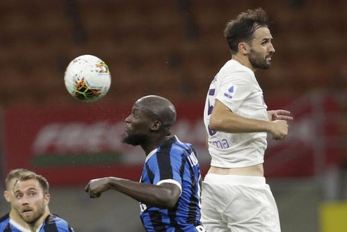 卢卡库进球后深情祝福 我爱你，埃里克森，愿你早日康复